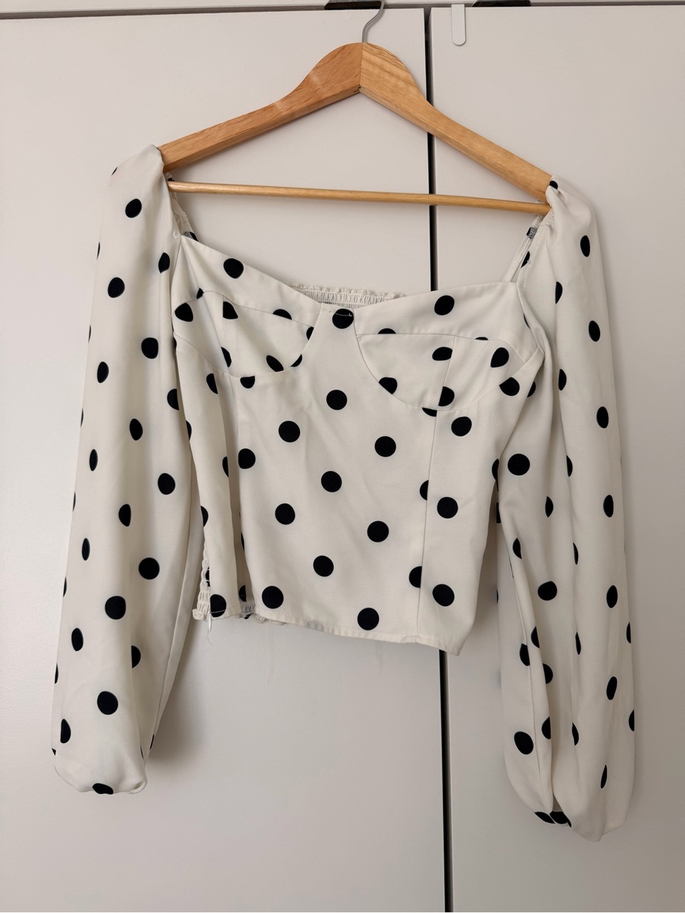 Polka Dot Long Sleeve Sweetheart Top - White/Black